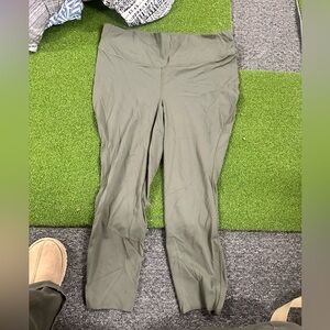 lululemon capri Olive Green Leggings